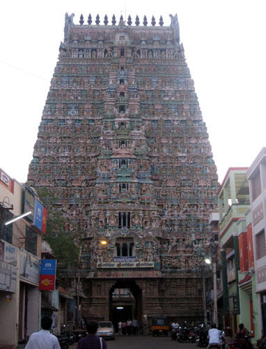 Kudanthai Gopuram